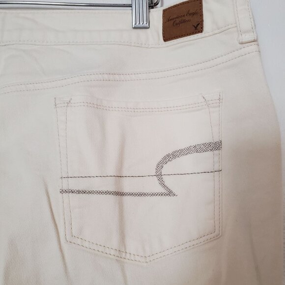 American Eagle Women's Cream Stretch Skinny Kick Jeans Size 18 - Picture 5 of 5